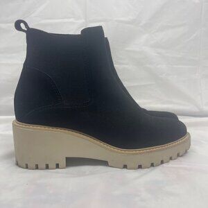 dolce vita Black Maddie Platform Chelsea Boot Size 9